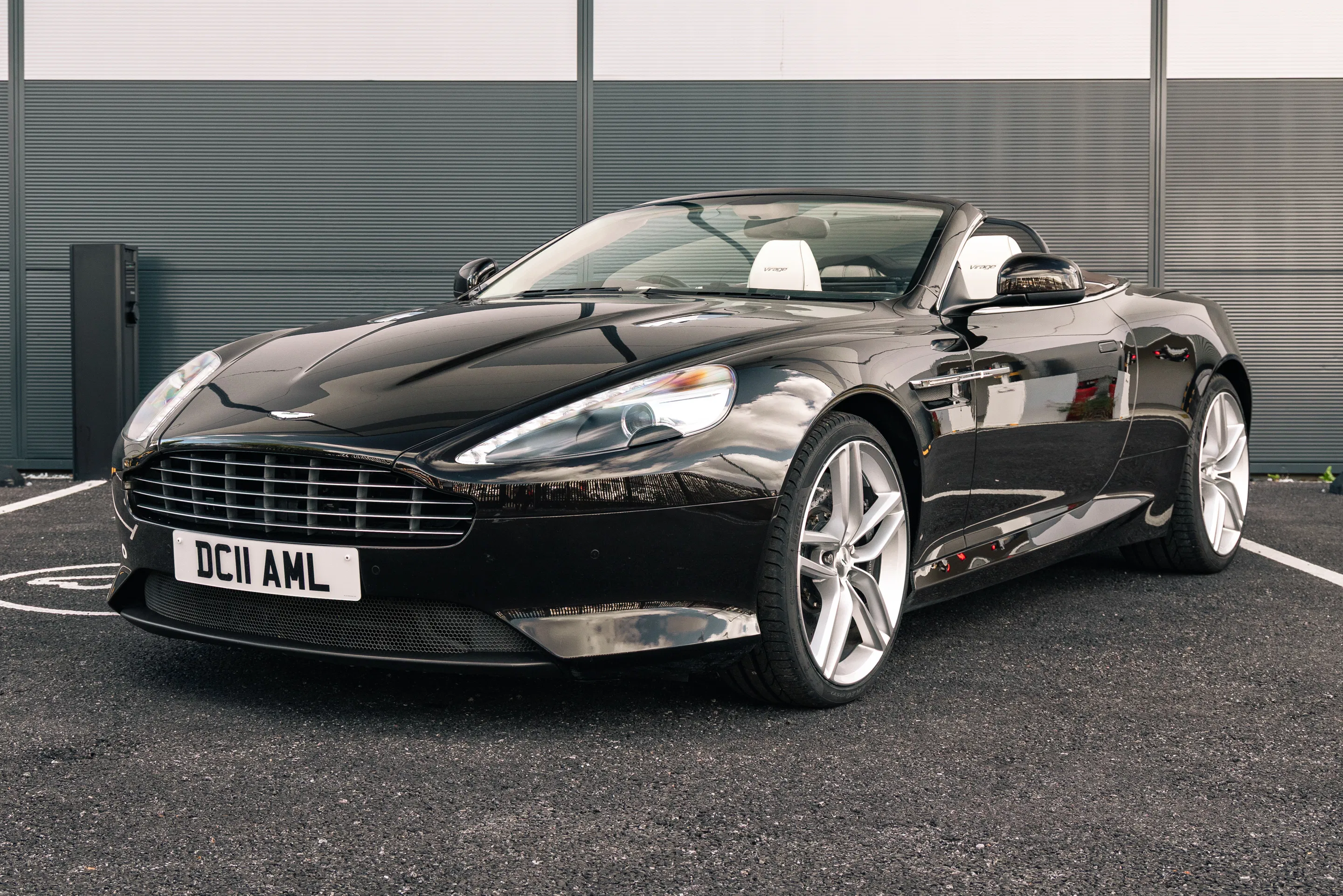 2011 Aston Martin Virage Volante
