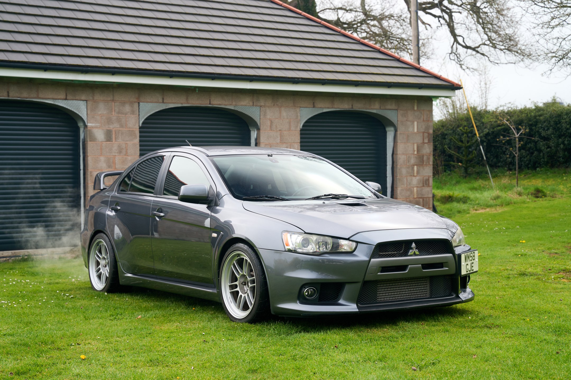 Photo 1 of 12 of 2008 Mitsubishi Lancer Evolution 10