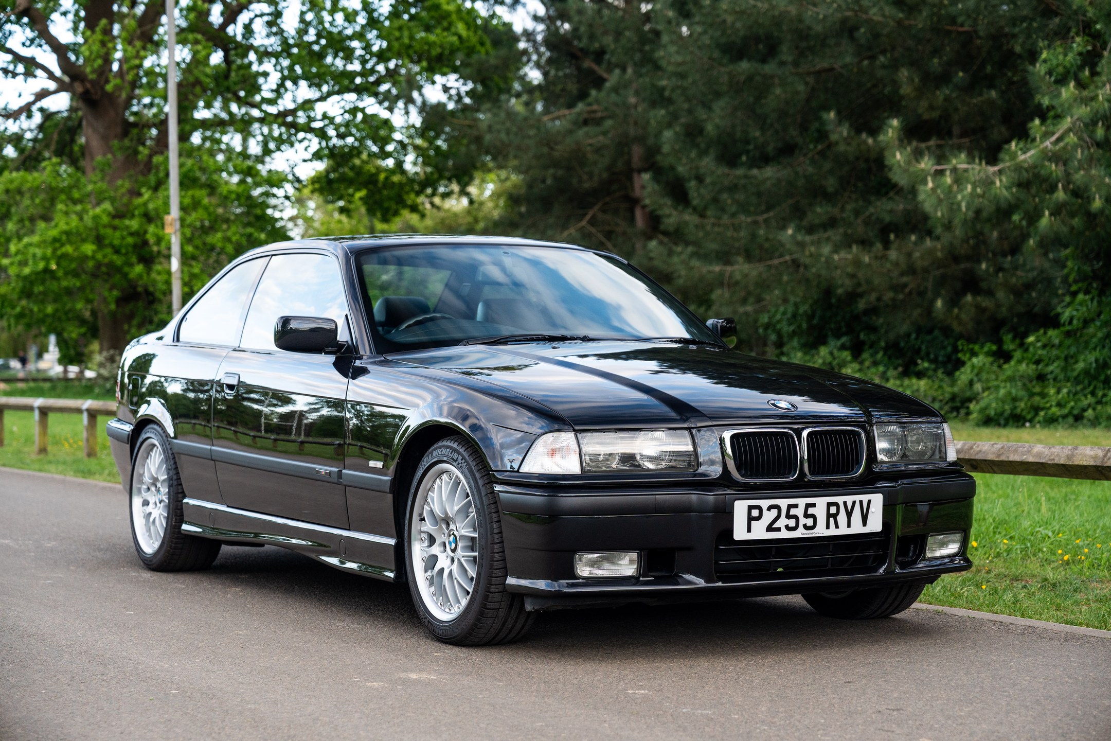 Photo 1 of 12 of 1997 BMW 328i M Sport Coupé E36