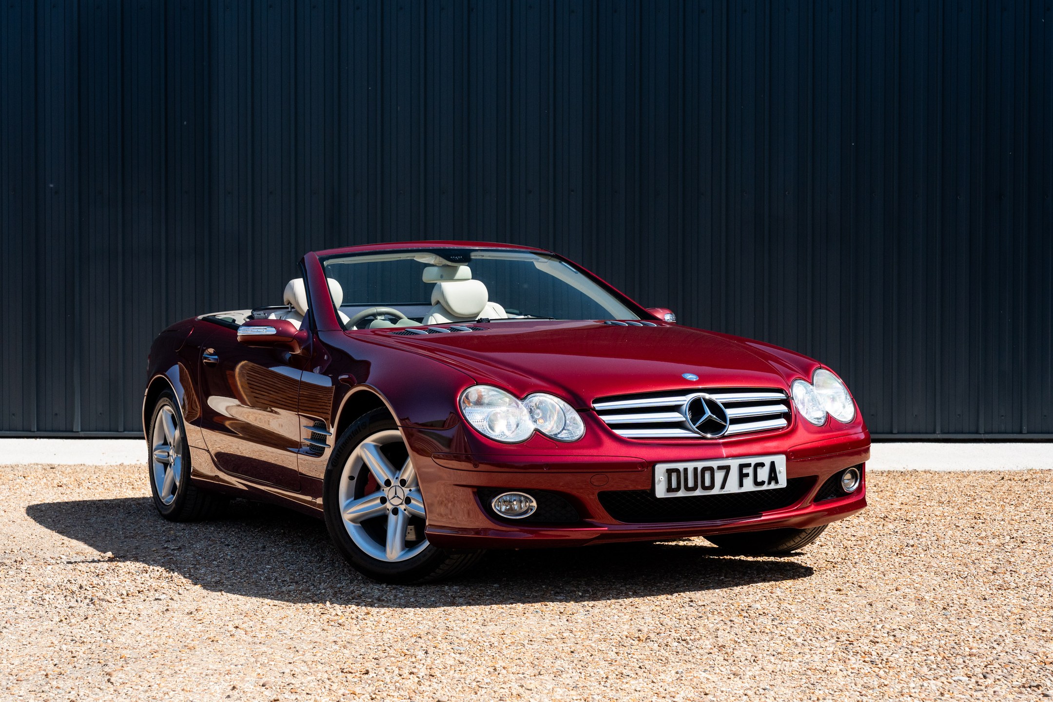 Photo 1 of 12 of 2007 Mercedes-Benz SL350 R230