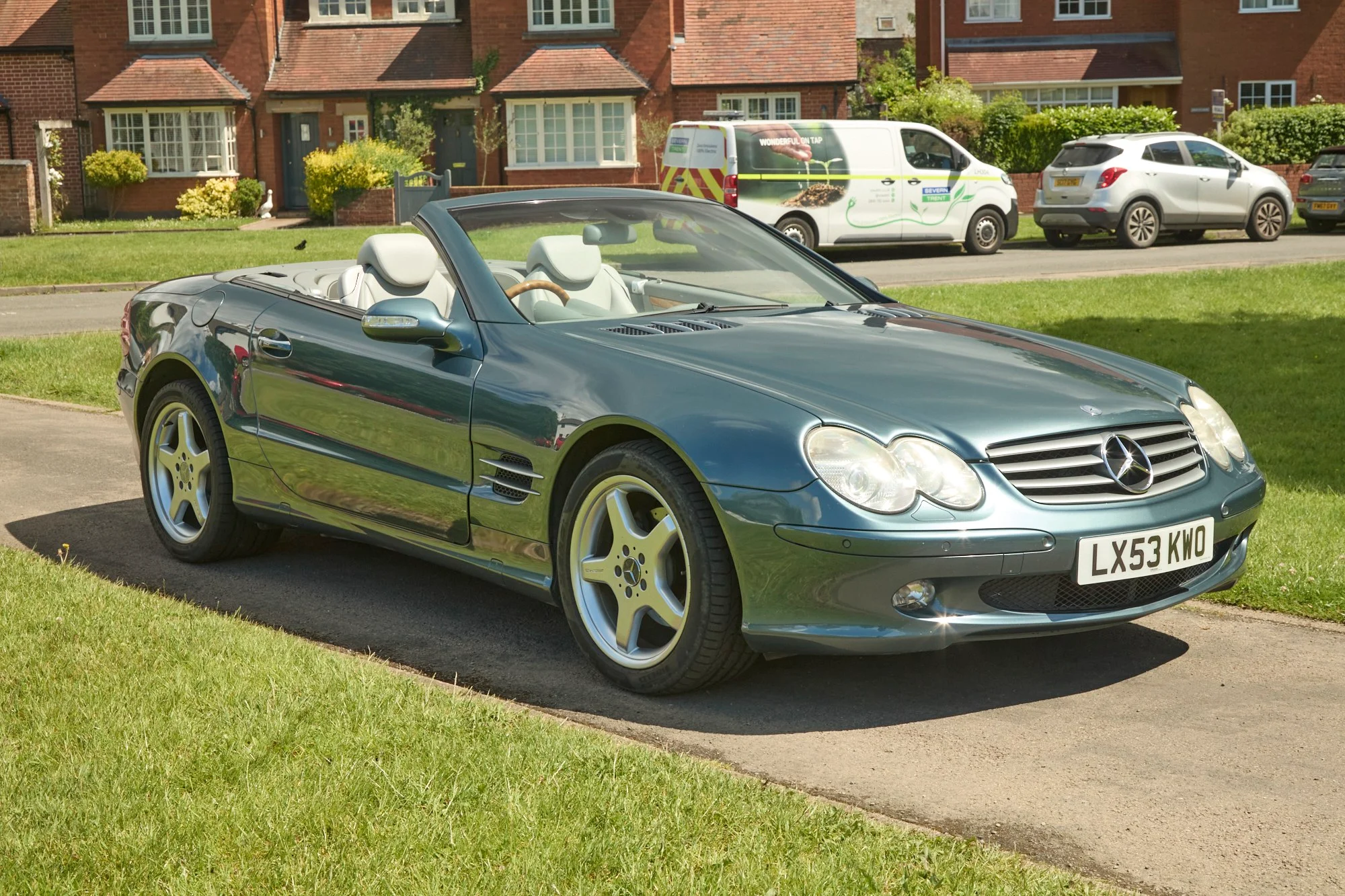 Photo 1 of 12 of 2003 Mercedes-Benz SL350 R230