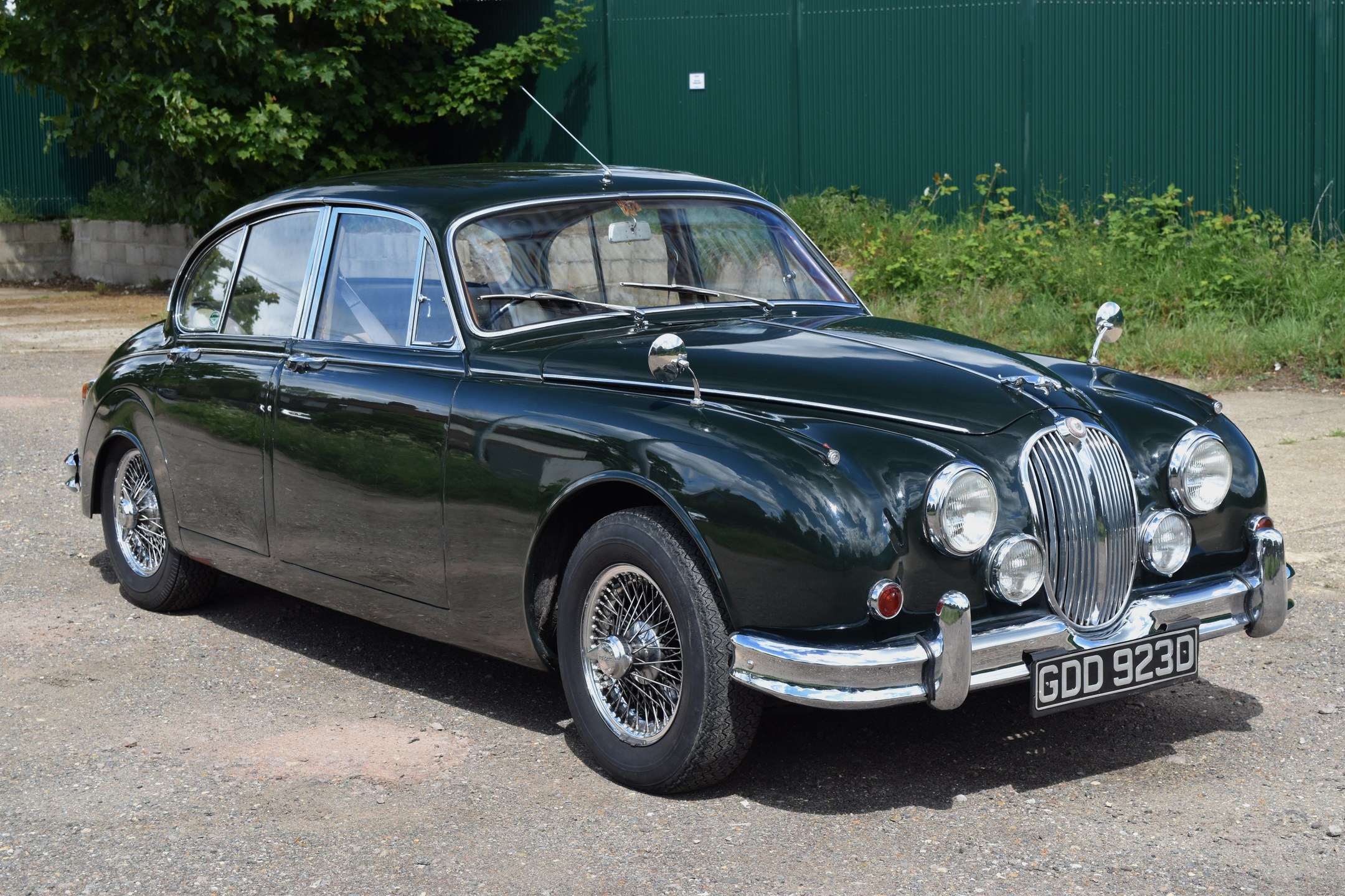 Photo 1 of 12 of 1966 Jaguar MK2 3.8 MOD