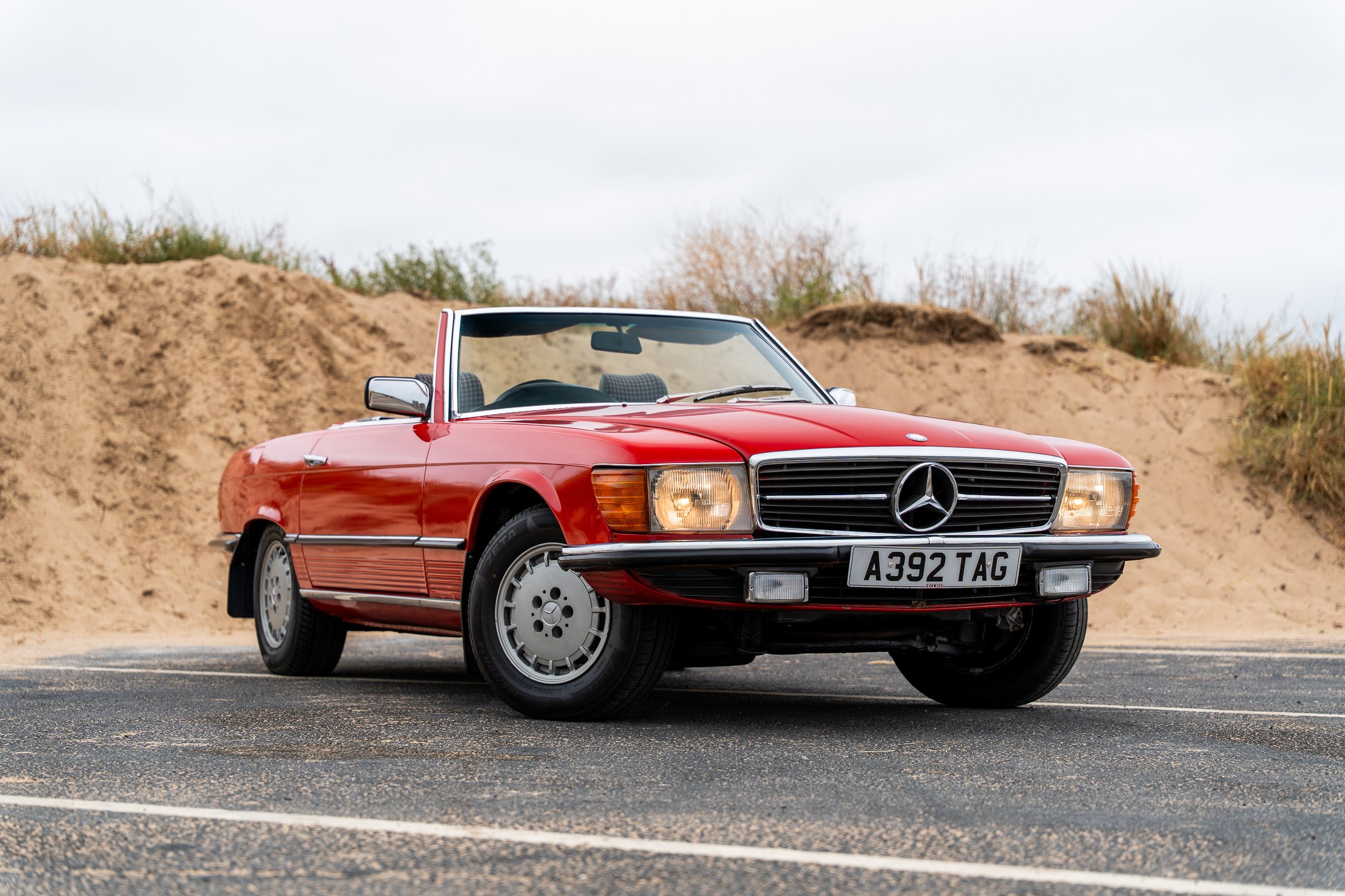 Photo 1 of 12 of 1984 Mercedes-Benz 280 SL R107