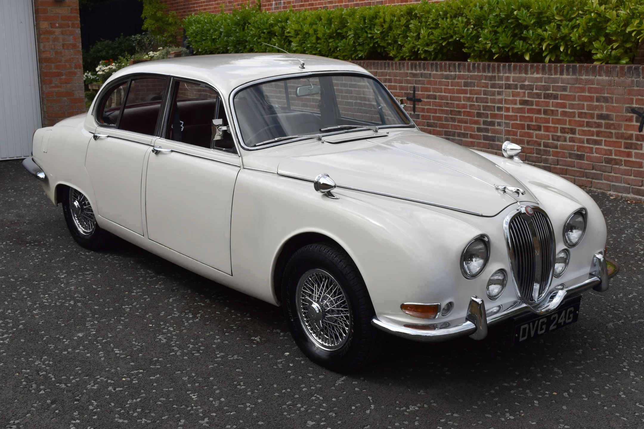 Photo 1 of 12 of 1968 Jaguar S-Type 3.8 Automatic