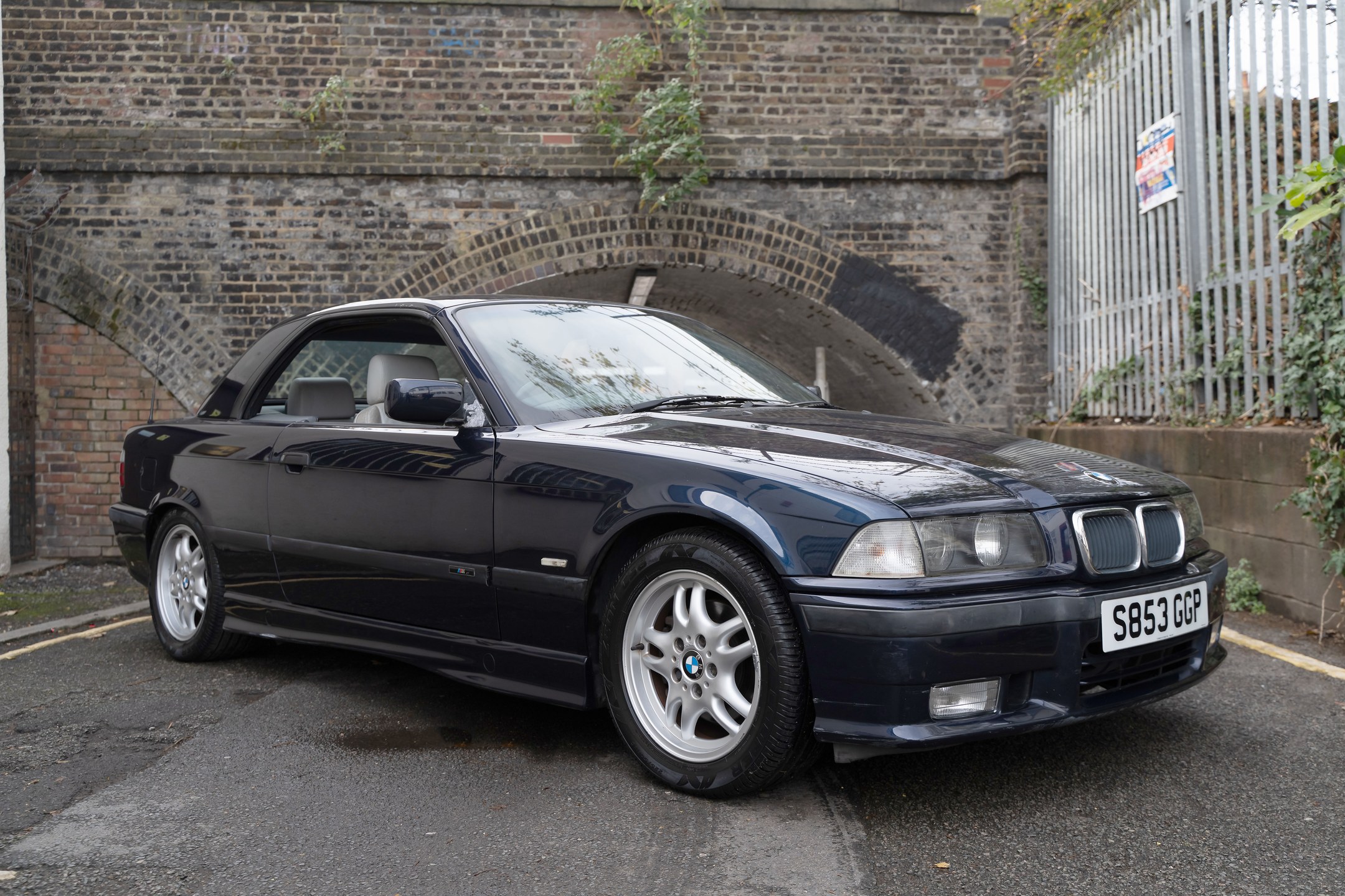Photo 1 of 12 of 1998 BMW 328i Convertible (E36)