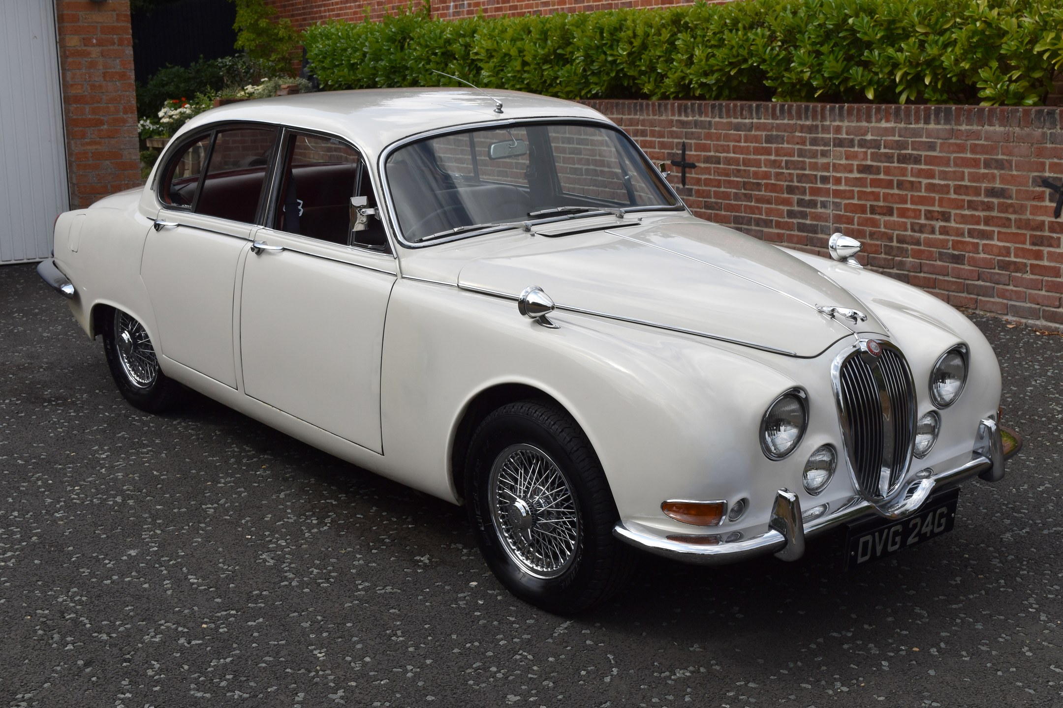 Photo 1 of 12 of 1968 Jaguar S-Type 3.8 Automatic