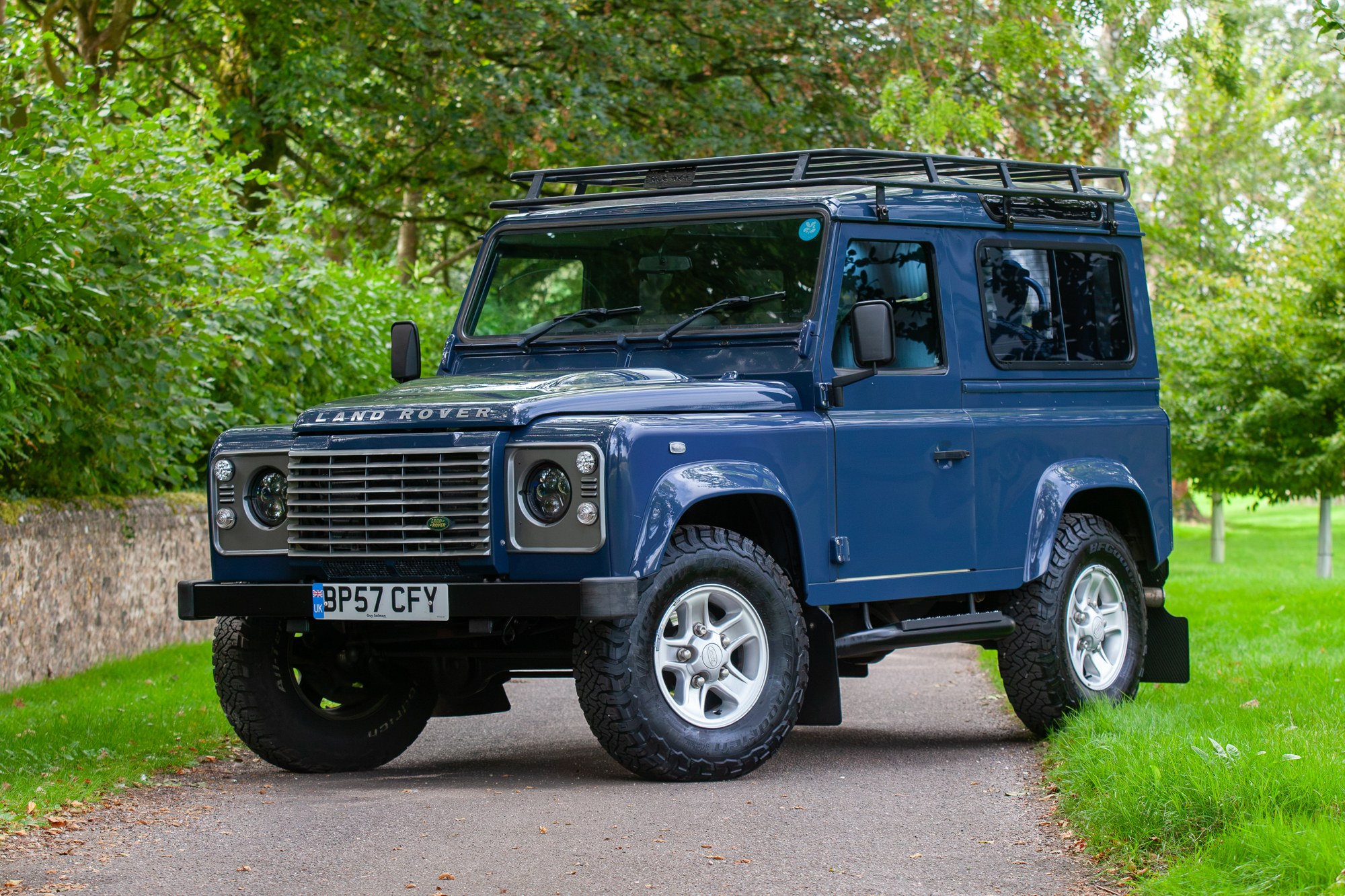 Photo 1 of 12 of 2008 Land Rover Defender 90 XS - Tamar Blue