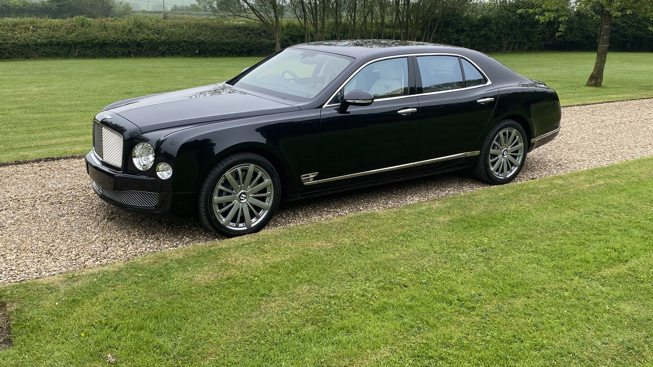 2014 Bentley Mulsanne Mulliner Driving Specification