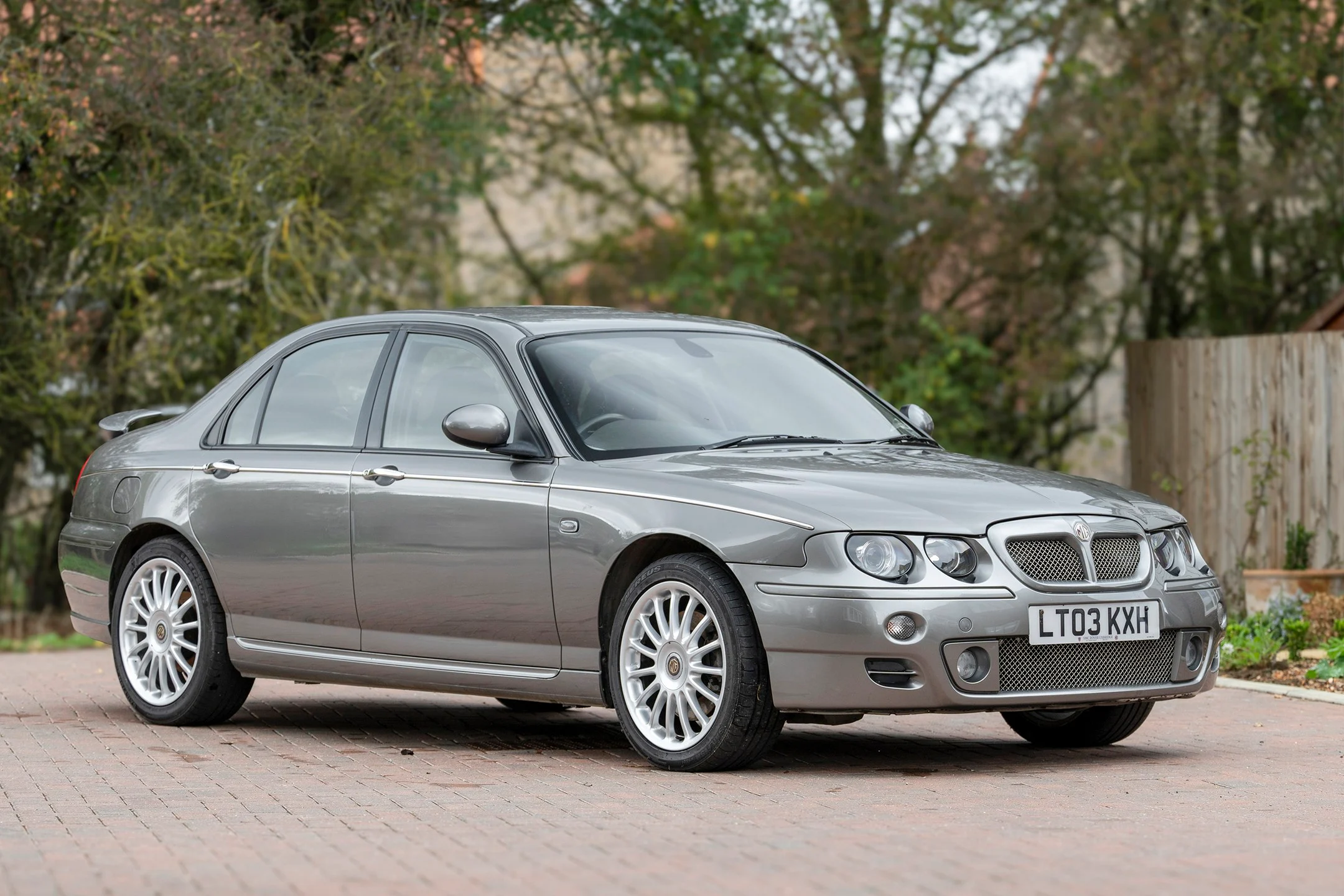 2003 MG ZT 190