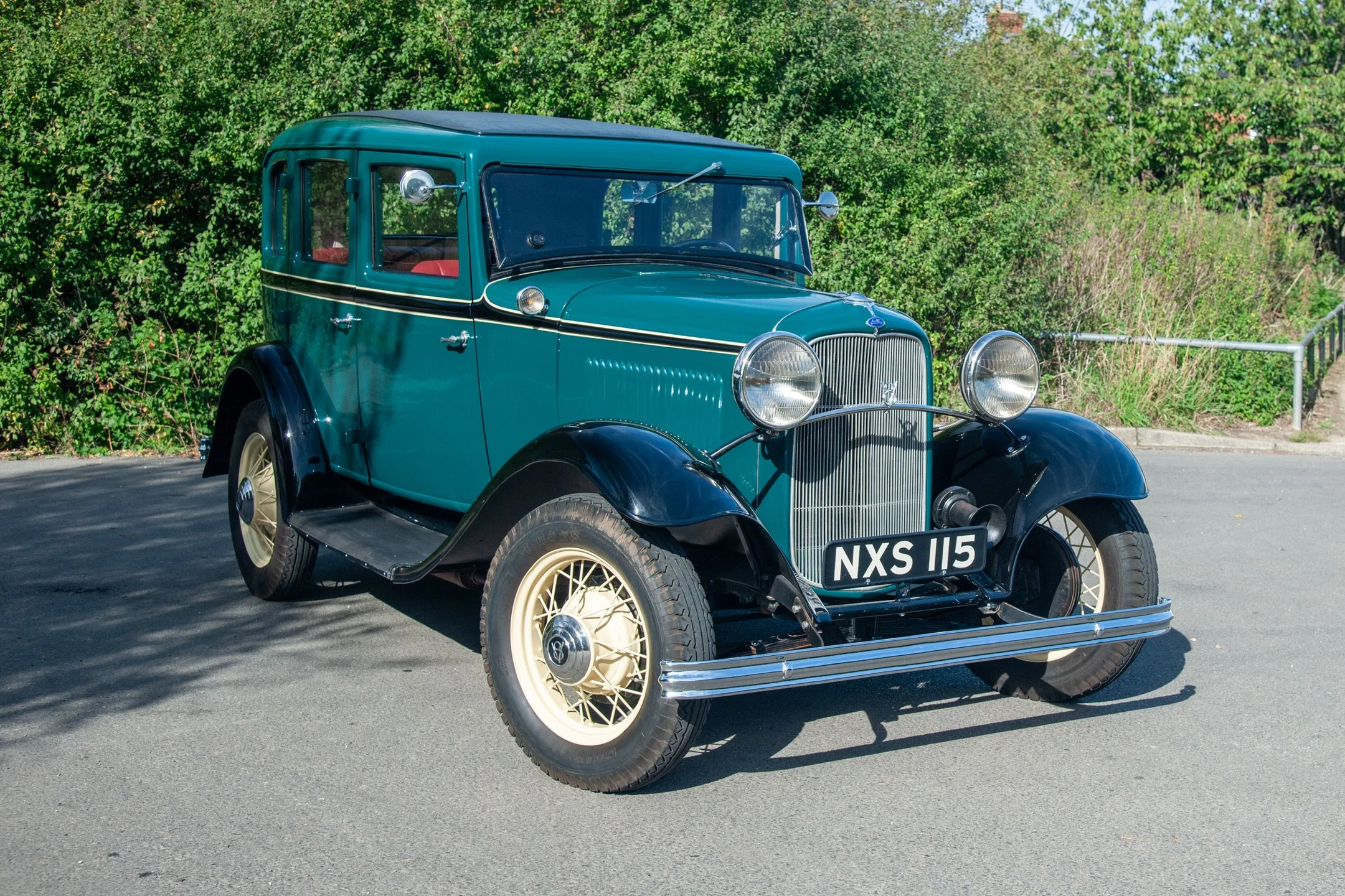 1932 Ford Model 18
