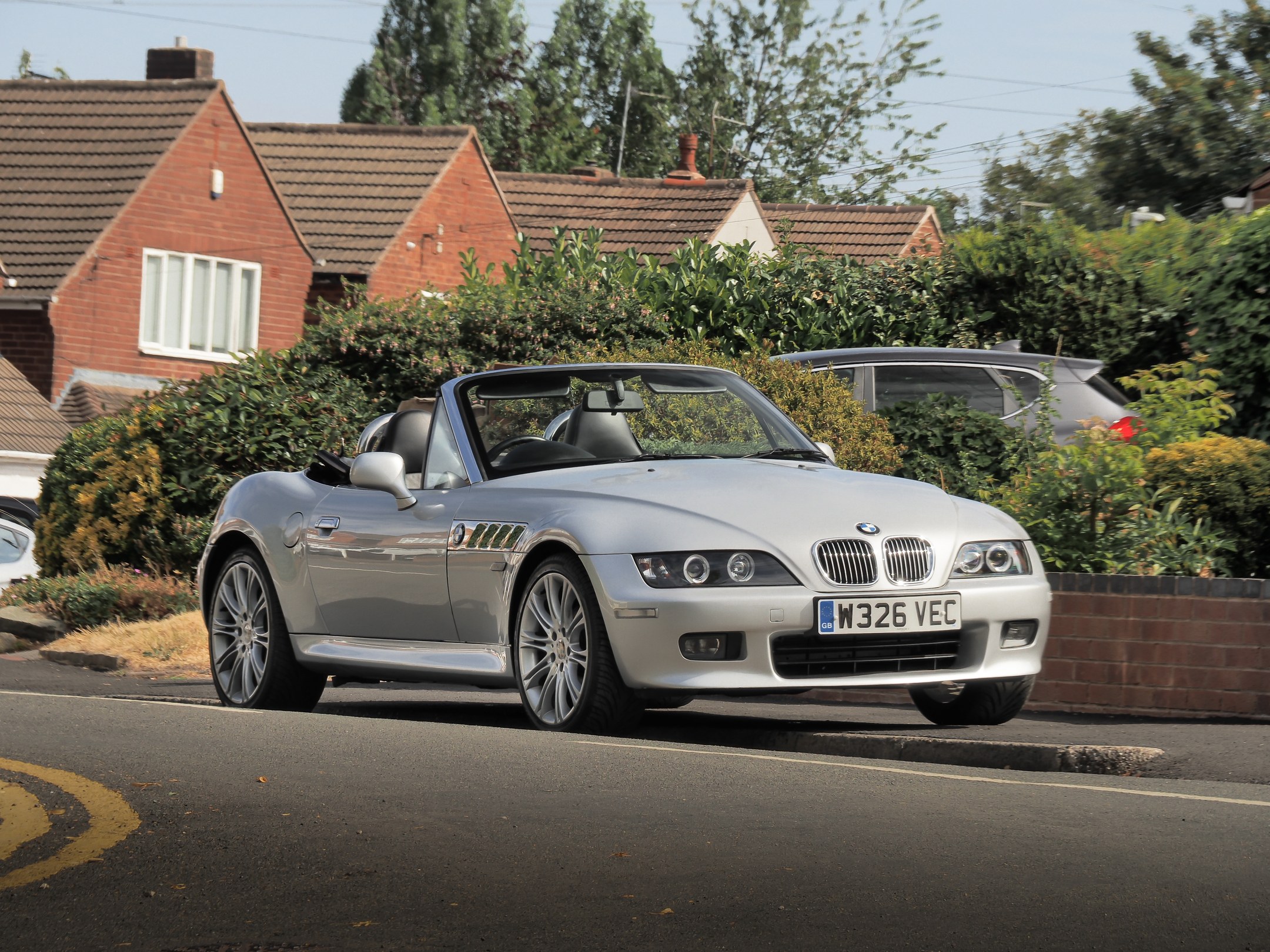 2000 BMW Z3 Roadster Manual 2.0 Straight 6 (E36) - 49k miles