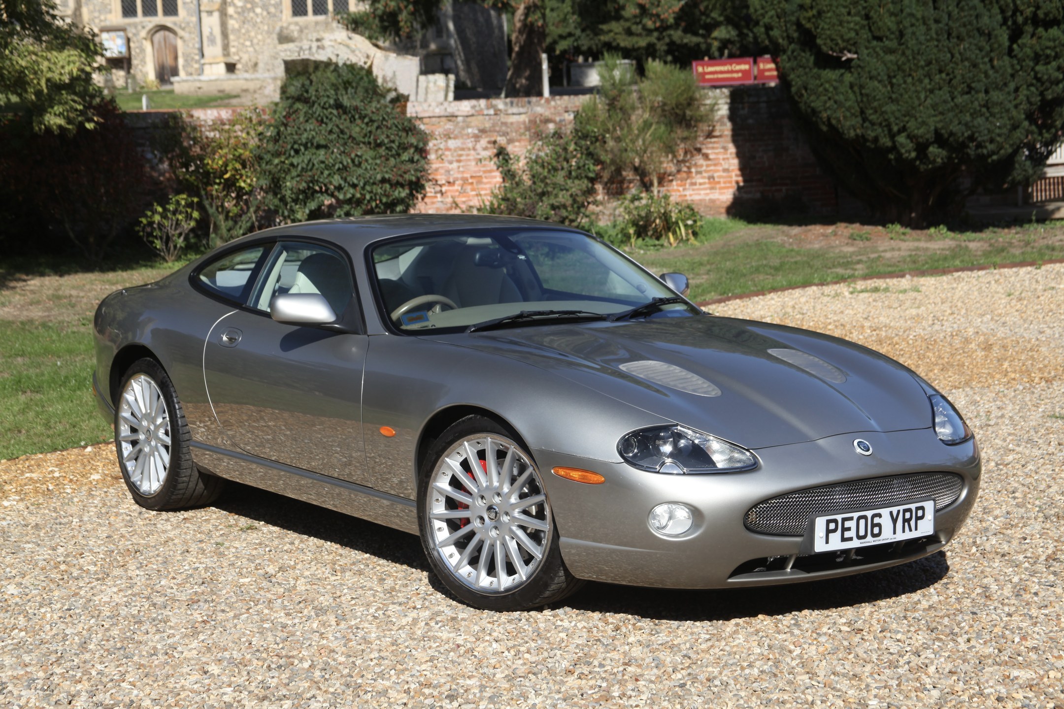 2006 Jaguar XKR White Badge Edition