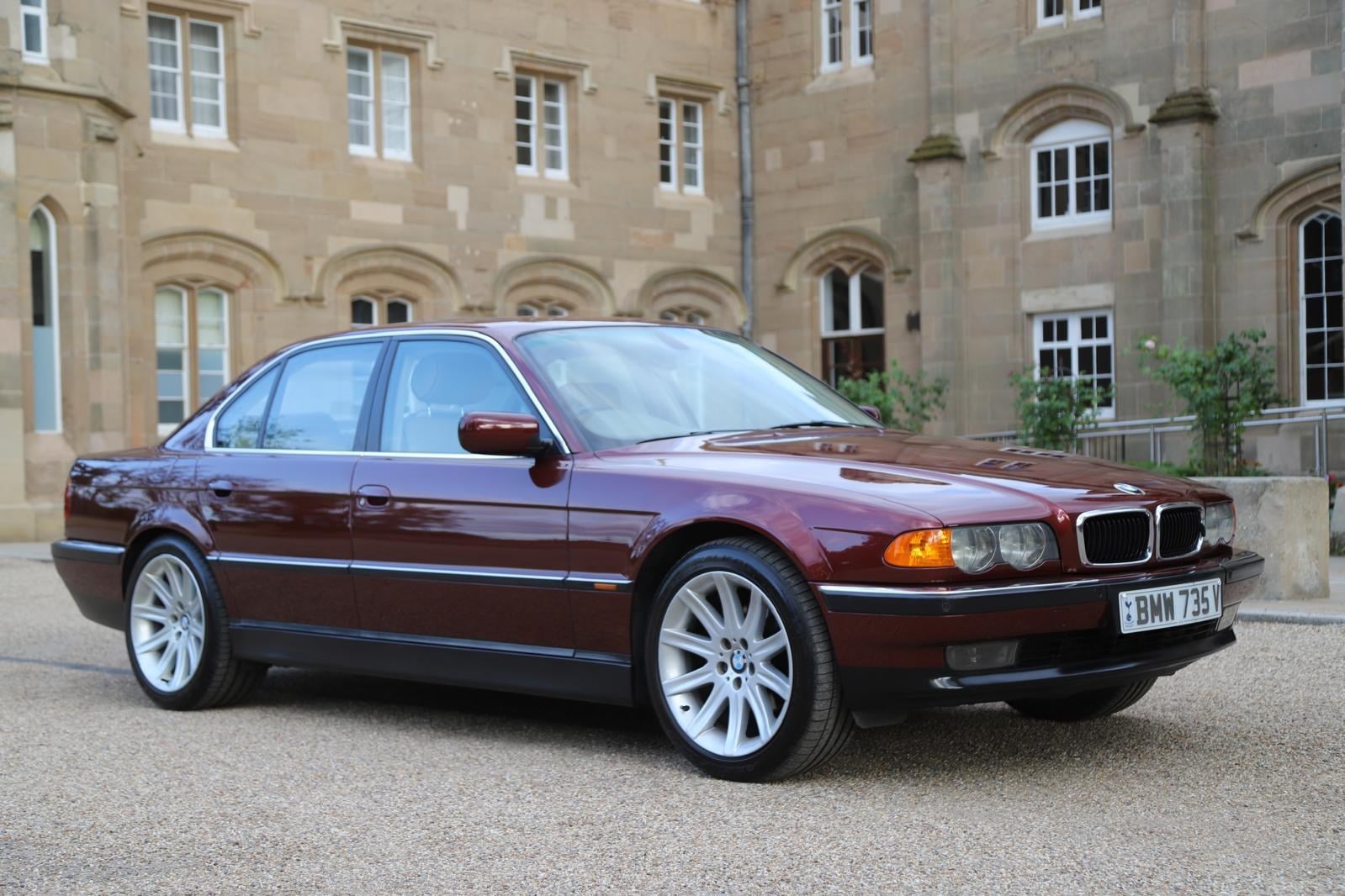 1999 BMW 735i E38