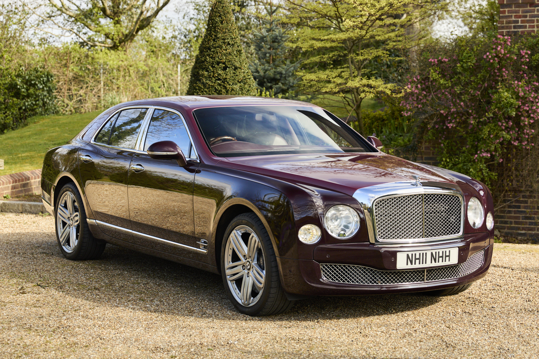 Photo 1 of 1 of 2012 Bentley Mulsanne
