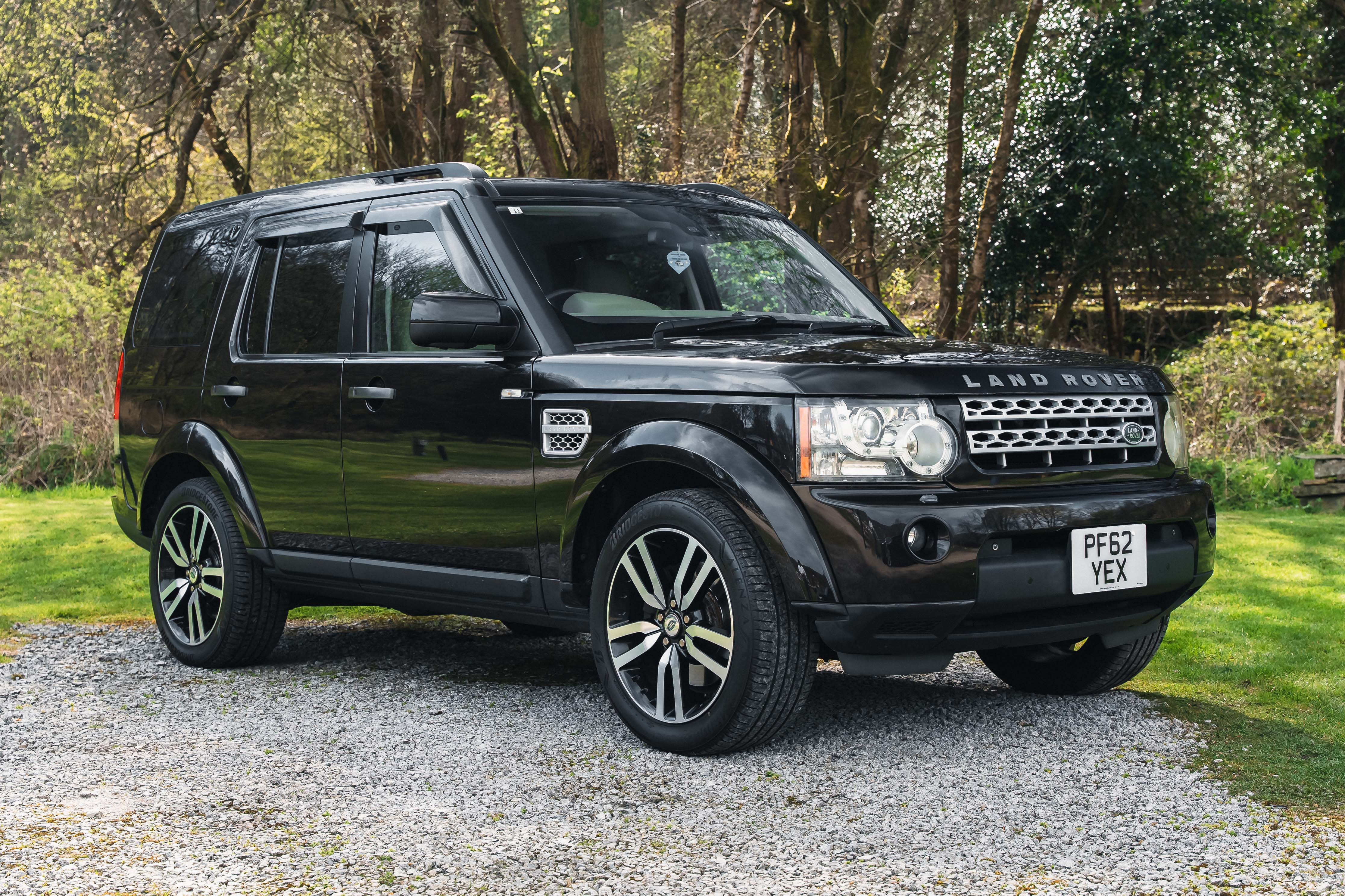 Photo 1 of 12 of 2012 Land Rover Discovery 4 5.0 V8