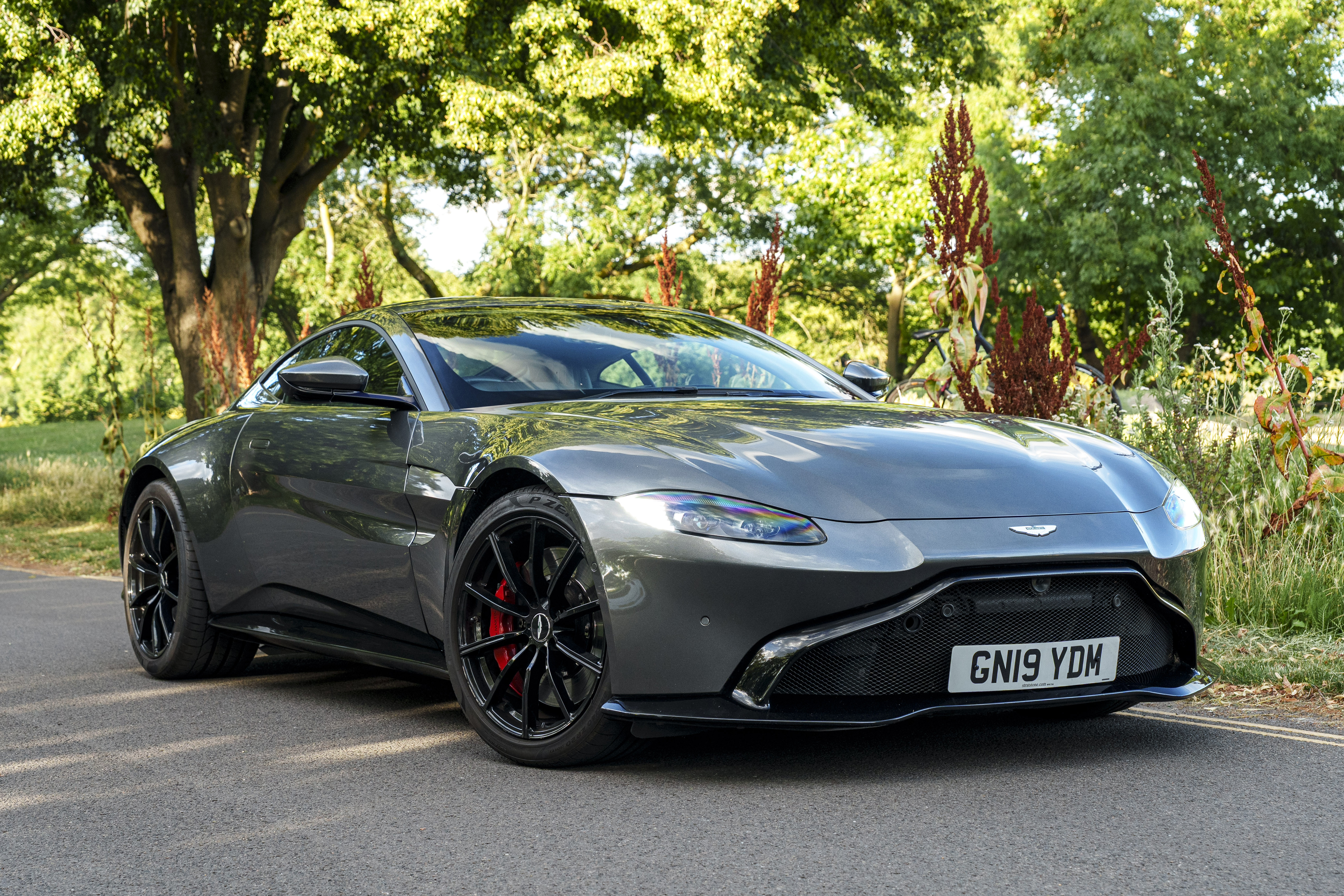 2019 Aston Martin Vantage