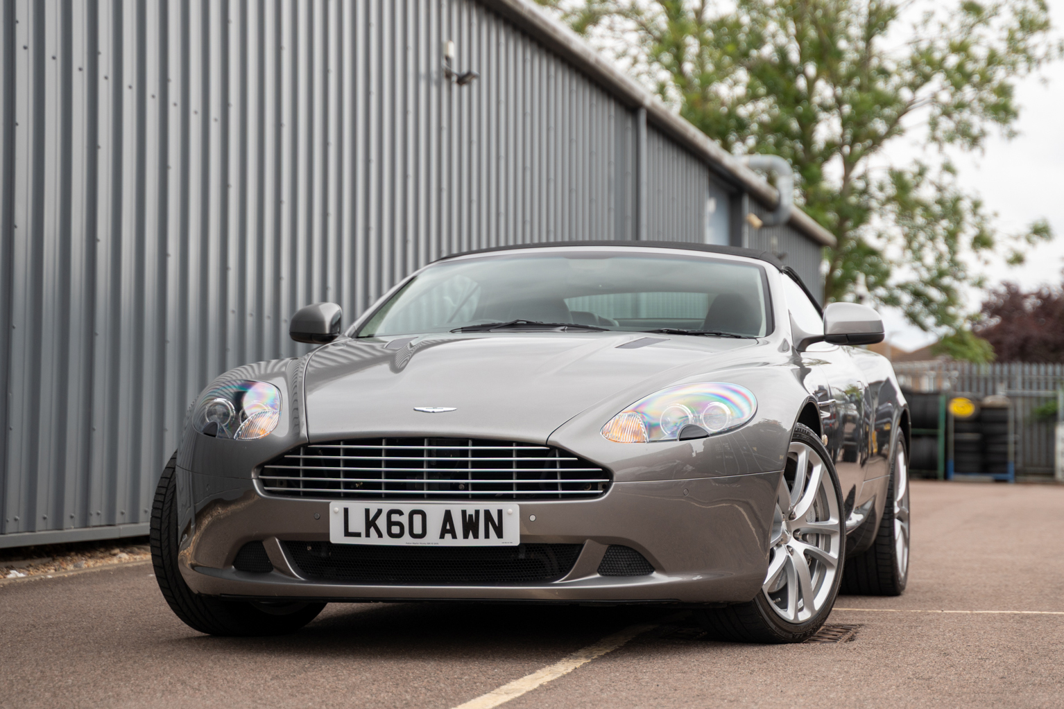 2011 Aston Martin DB9 Volante