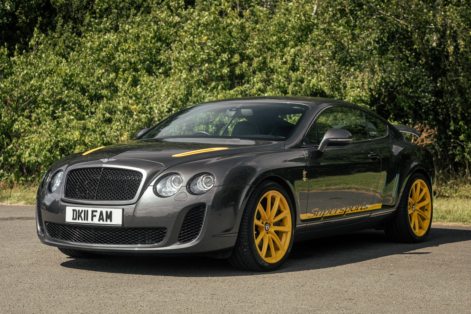 Photo 1 of 12 of 2011 Bentley Continental GT Supersports