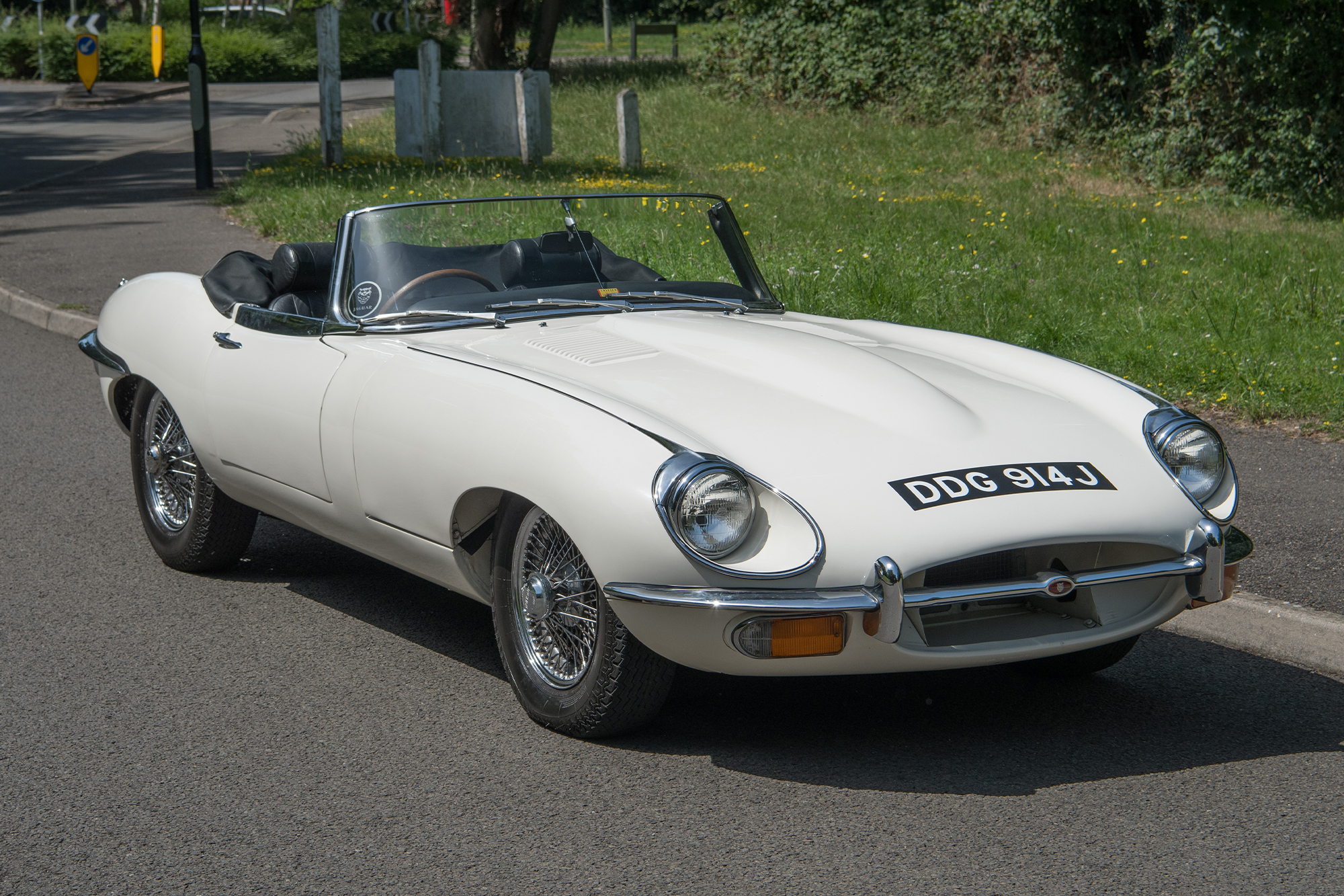 Photo 1 of 12 of 1970 Jaguar E-Type Series 2 4.2 Roadster