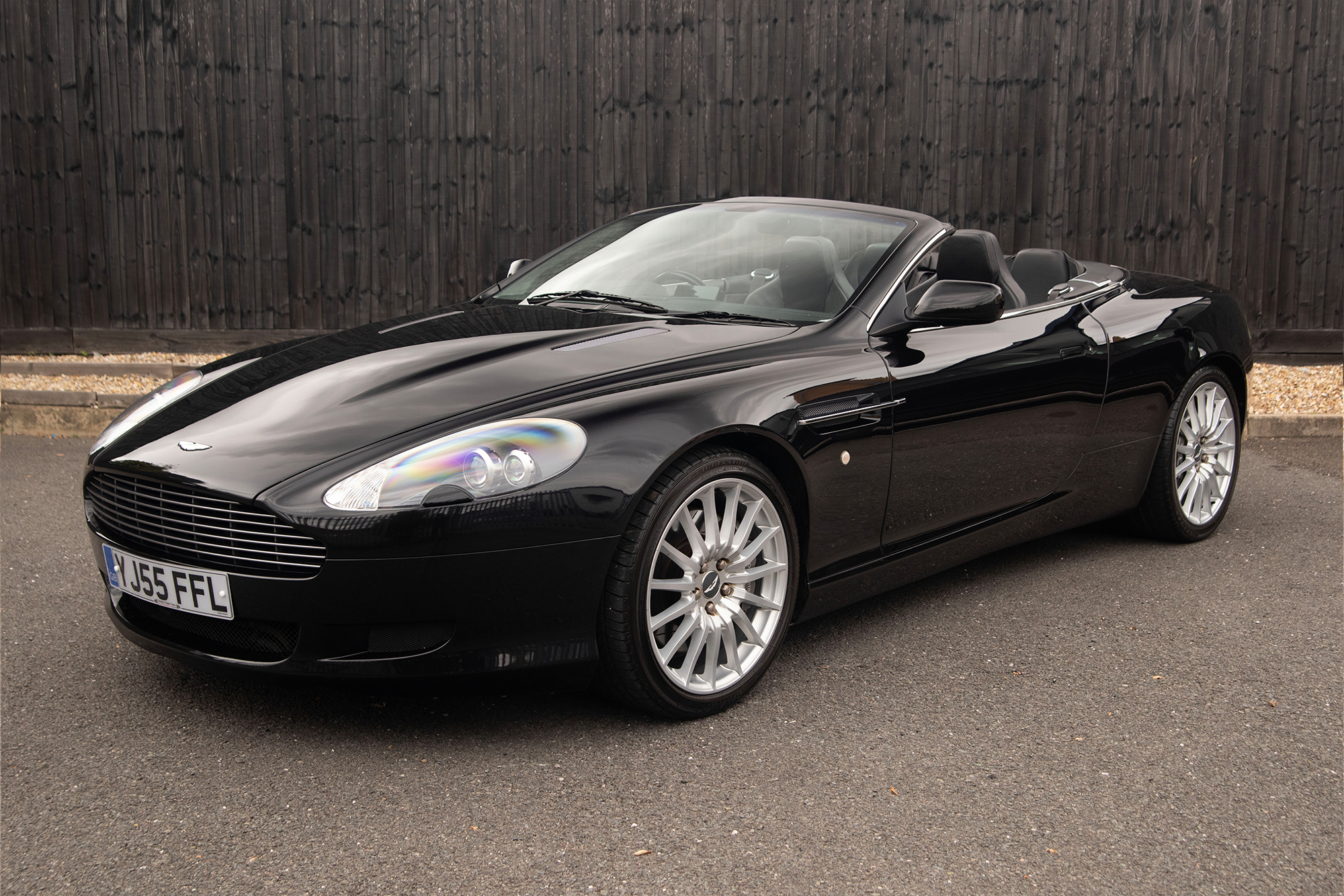 2005 Aston Martin DB9 Volante